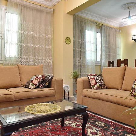 Two-Bedroom Apartment At Mohamed Farid Street Kairó Kültér fotó