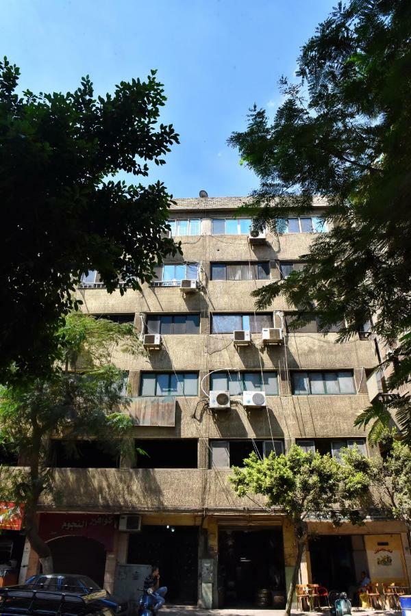 Two-Bedroom Apartment At Mohamed Farid Street Kairó Kültér fotó